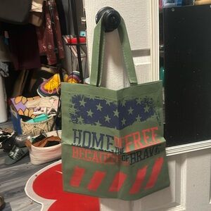 Brand new super cute tote bag✨❤️